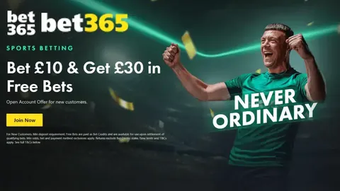 中超：浙江绿城足球俱乐部击败武汉三镇