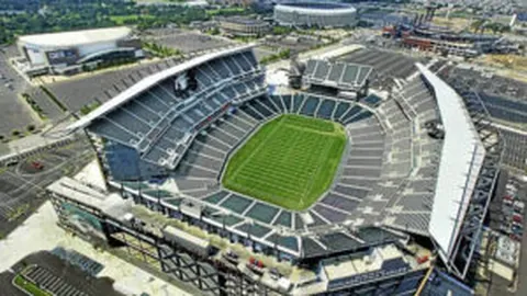 [图]维拉绝地反击，切尔西两球逆转2-2战平加拉格尔领衔的球队