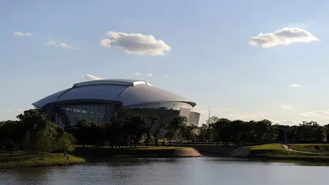 麦凯恩30分制胜，76人逆转篮网；崔永熙发展联盟亮相得3分